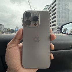 iPhone 15 Pro 512 GB UNLOCKED