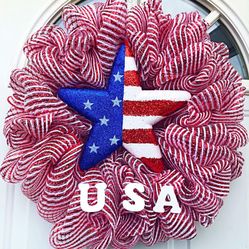 Patriotic USA Wreath