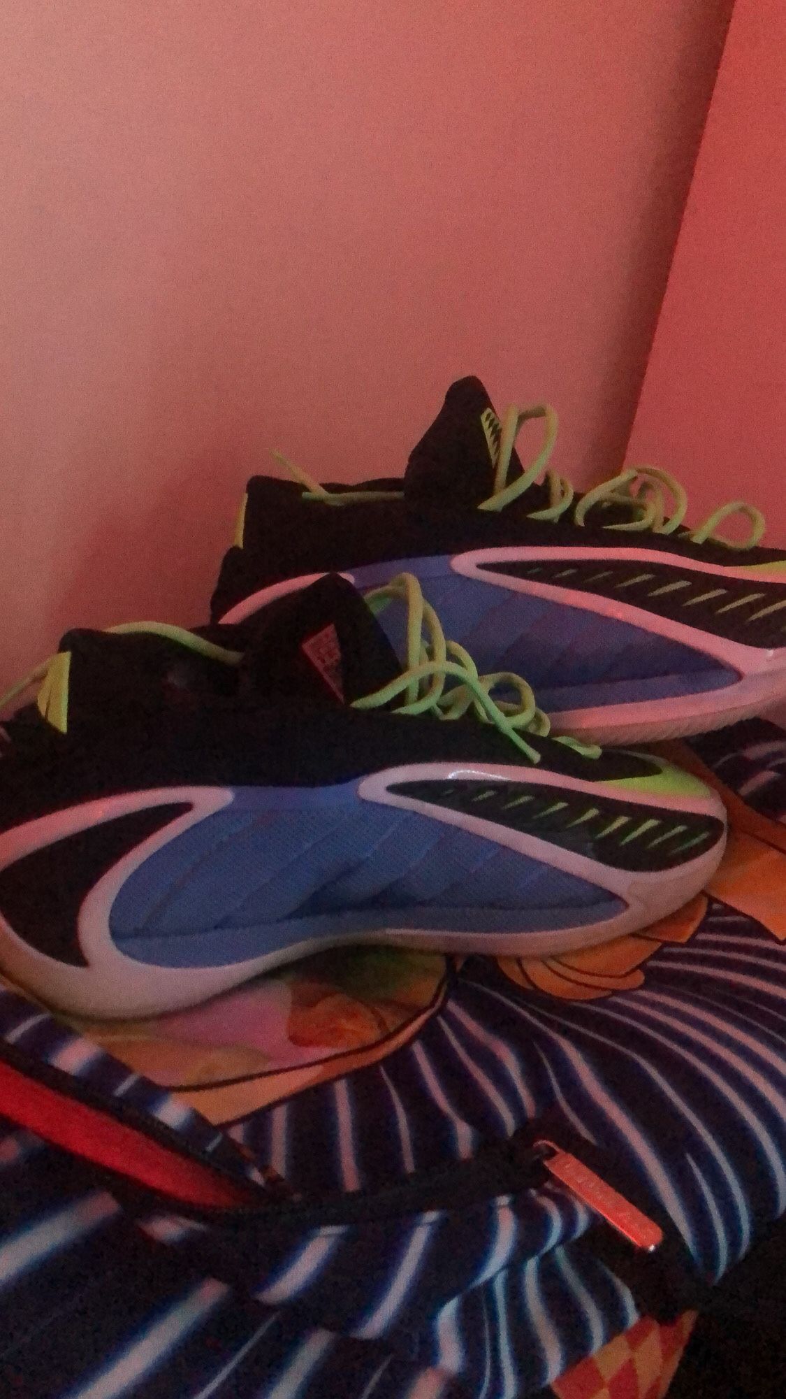 Ae 2 Size 9 Gently Used Send Prices