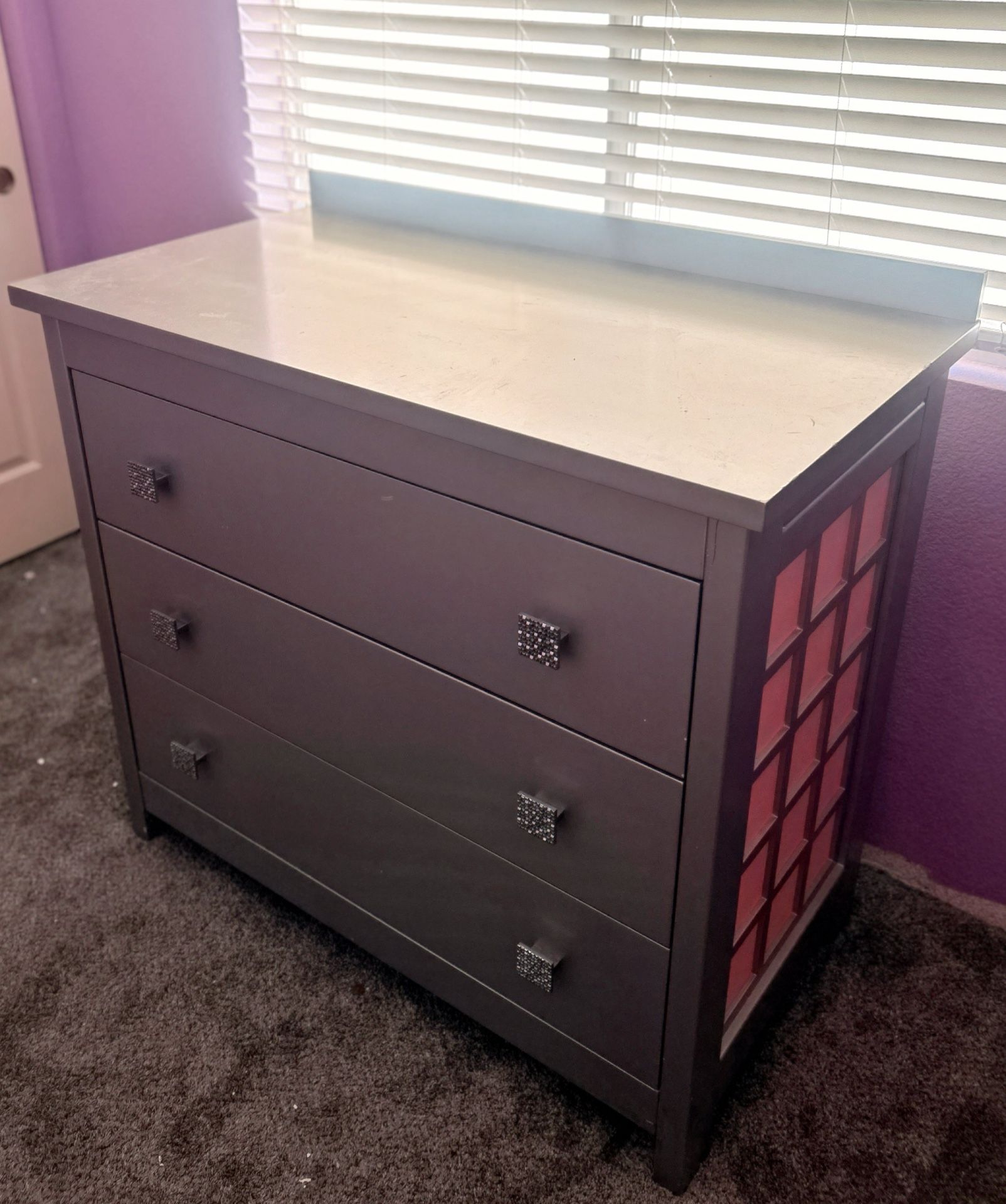 Grey and Pink 3 Drawer Dresser 