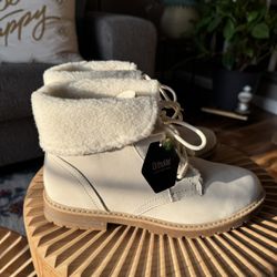 Brand New Boots Size 10 