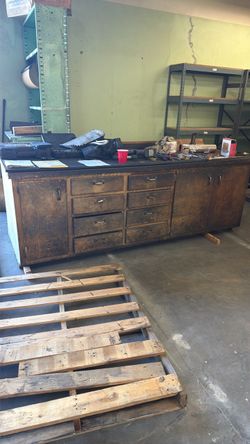 Free work bench