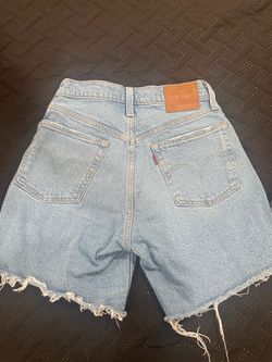 Levi’s shorts