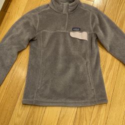 PATAGONIA WOMENS s SMALL /purple/
