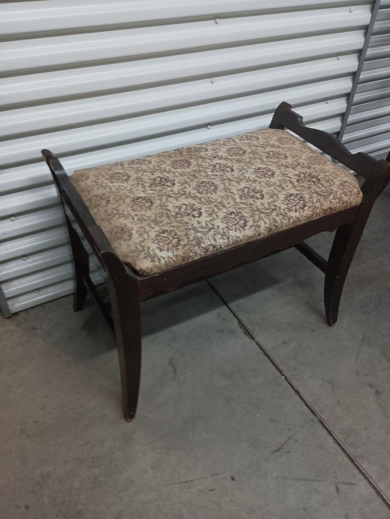 Vintage Cushioned Upholstered Solid Wood Stool