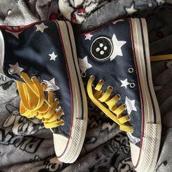 Coraline 2022 - Converse Women Size 10 