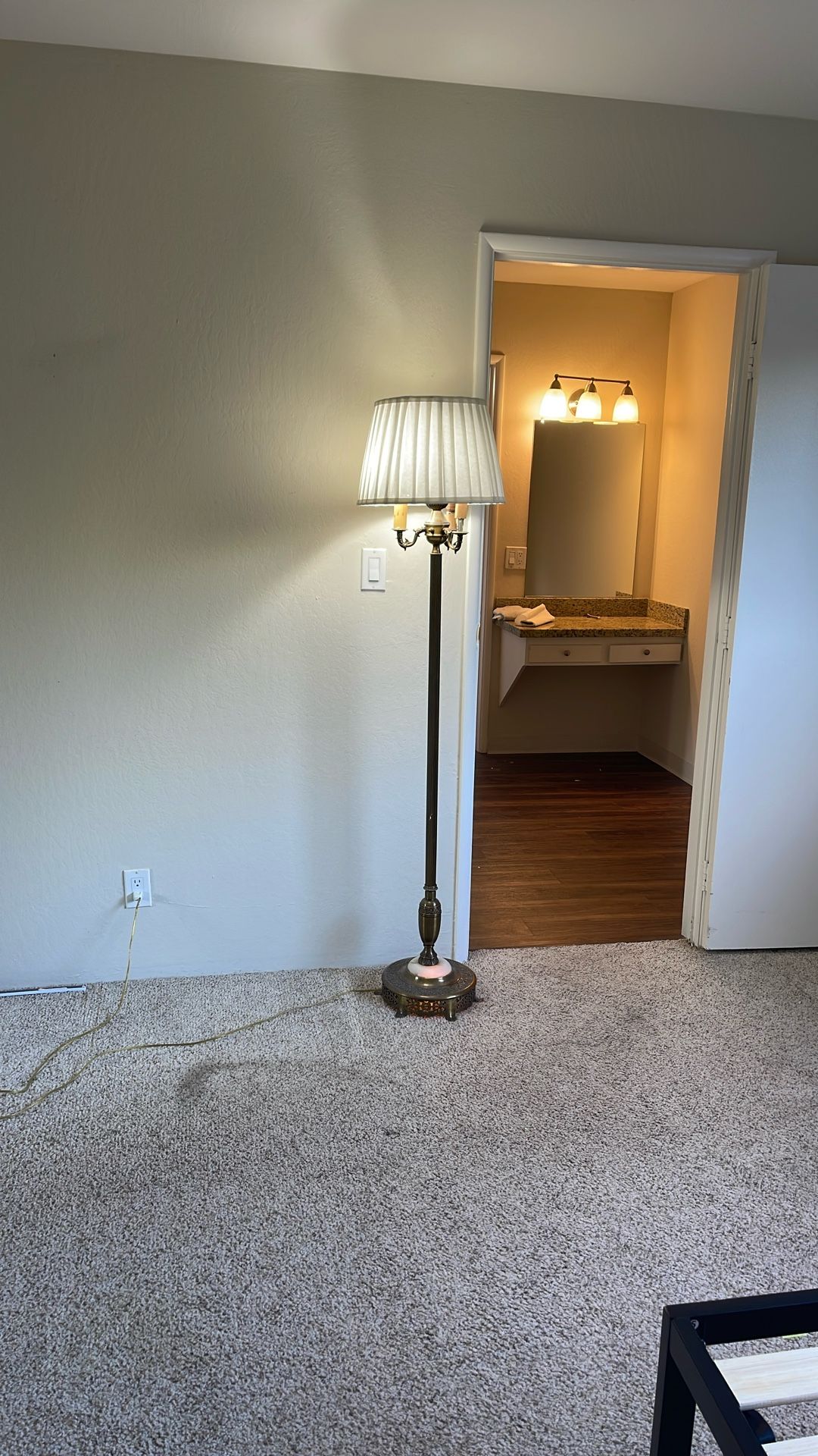 Free Lamp