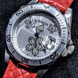 Invicta Butterfly Dial Women's Watch Like new condition 