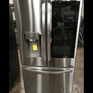 Photo Brand new LG refrigerator for sale