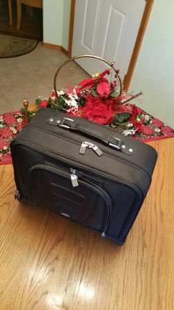 Carry-on Travel Case "Roller Wheels"