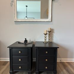 🖤 Beautiful Black Nightstands - Set of 2 - $350 🖤