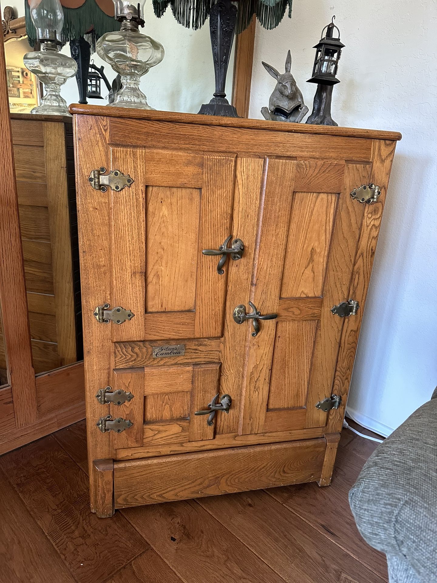 1895 Antique Gibson Cambria 3 Door Oak Ice Box