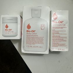 I used it once, but it didn’t agree with my skin. There are three items.”