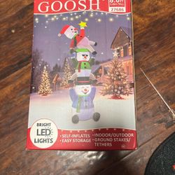 Inflatable Christmas Snowmen 