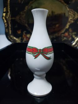 Royal Doulton mini porcelain bud vase England 1986