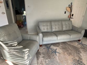 Aqua Leather Tufted 3-Seat Sofa and Recliner