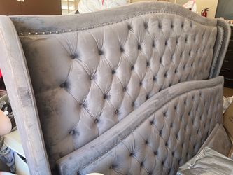 Gorgeous King Size Tufted Velvet Bed Frame - Gray / Silver (Gently Used / Great Condition)