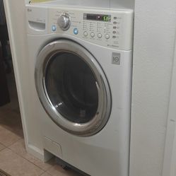 LG Washer/Dryer Combo Unit