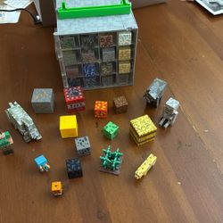 Minecraft Figure Lot Rare Zombie Armor Overworld Collectable Carry Case