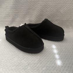 Old navy slipper boots size 2y