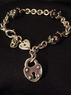 Alana Sterling silver brasalete