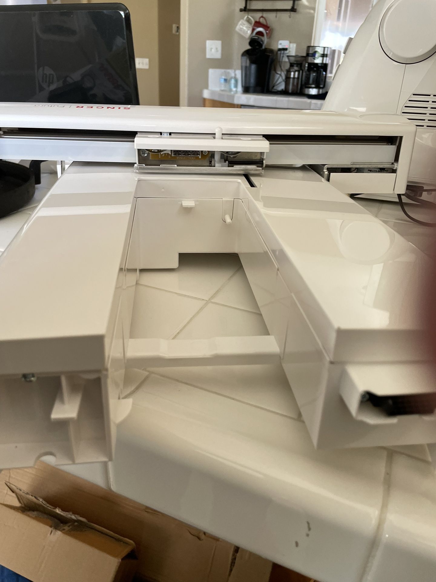 Embroidery Unit For Singer Futura XL 400