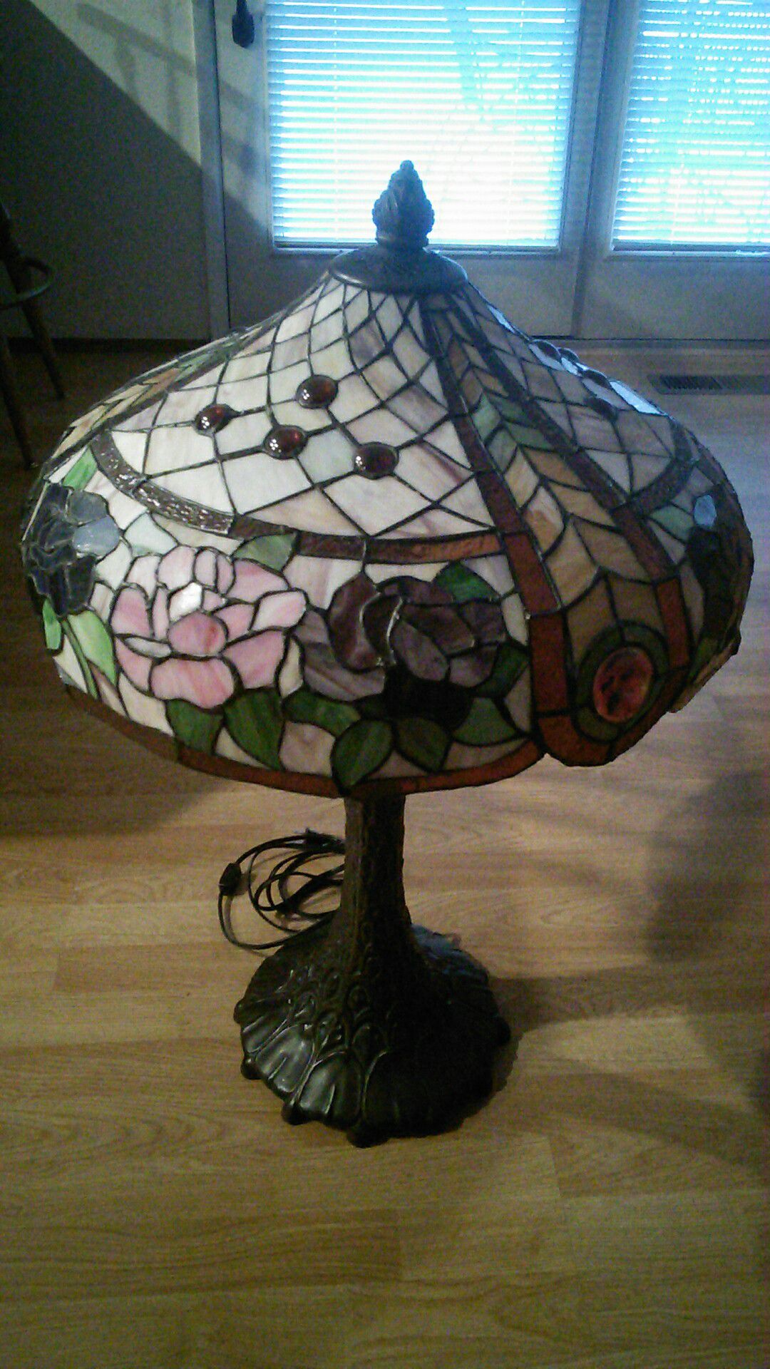 Stain Glass Huge Table lamp. $75.00