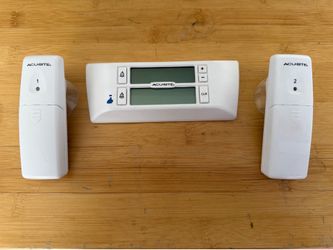 Refrigerator and freezer temperature sensors