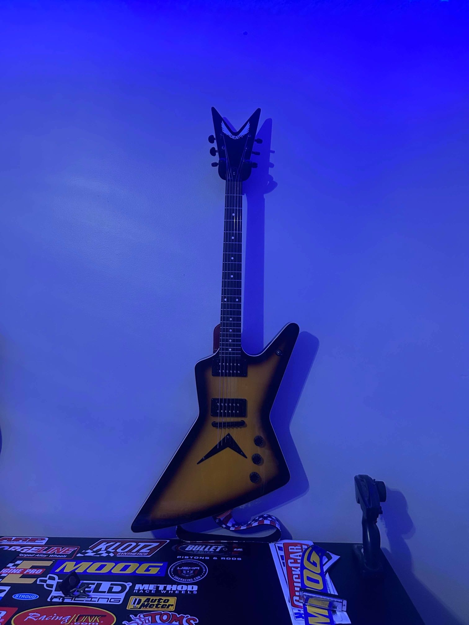 Dean Explorer ZX
