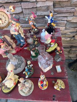 Figurine collection