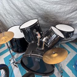 BCP beginner drum set.