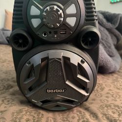 Se vende bocina Bosbos / Bosbos Bluetooth Speaker for Sale