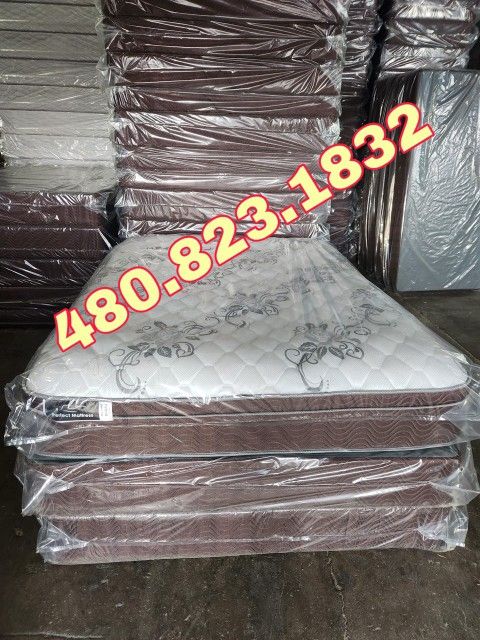 New Queen Plush Pillow Top