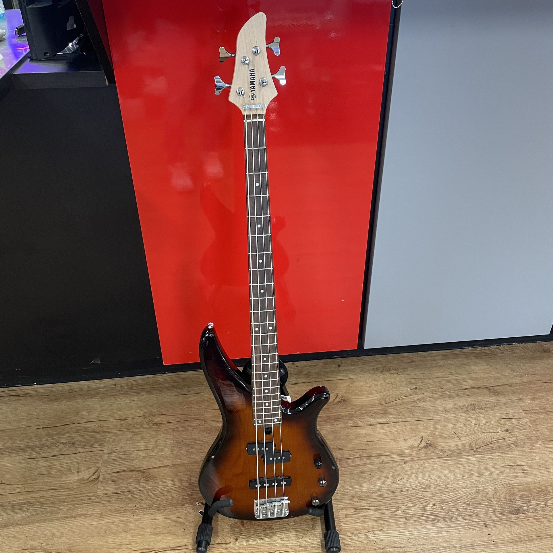 Yamaha Electric Guitar 194621