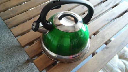 Tea kettle