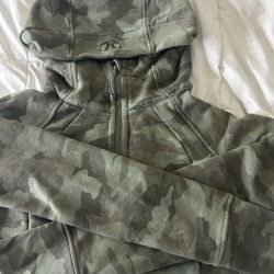 Camo Lululemon 