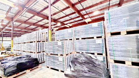 7.5” (width) x 5/8” (Thickness) Engineering Wood Floors  Remaining Stock per sqft, First Come First Served