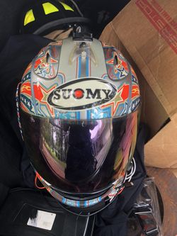 Suomy helmet size L