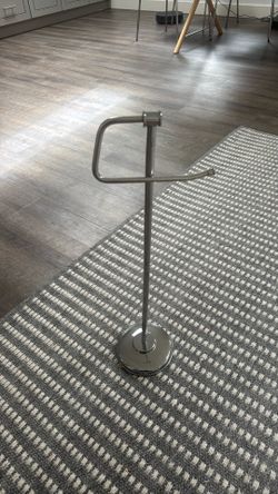 Toilet paper holder SunnyPoint Bathroom Free Standing Toilet Paper Roll Holder Stand Chrome Finish