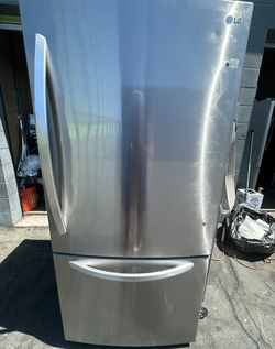 LG 3-Door French Door Fridge w/ Ice Maker