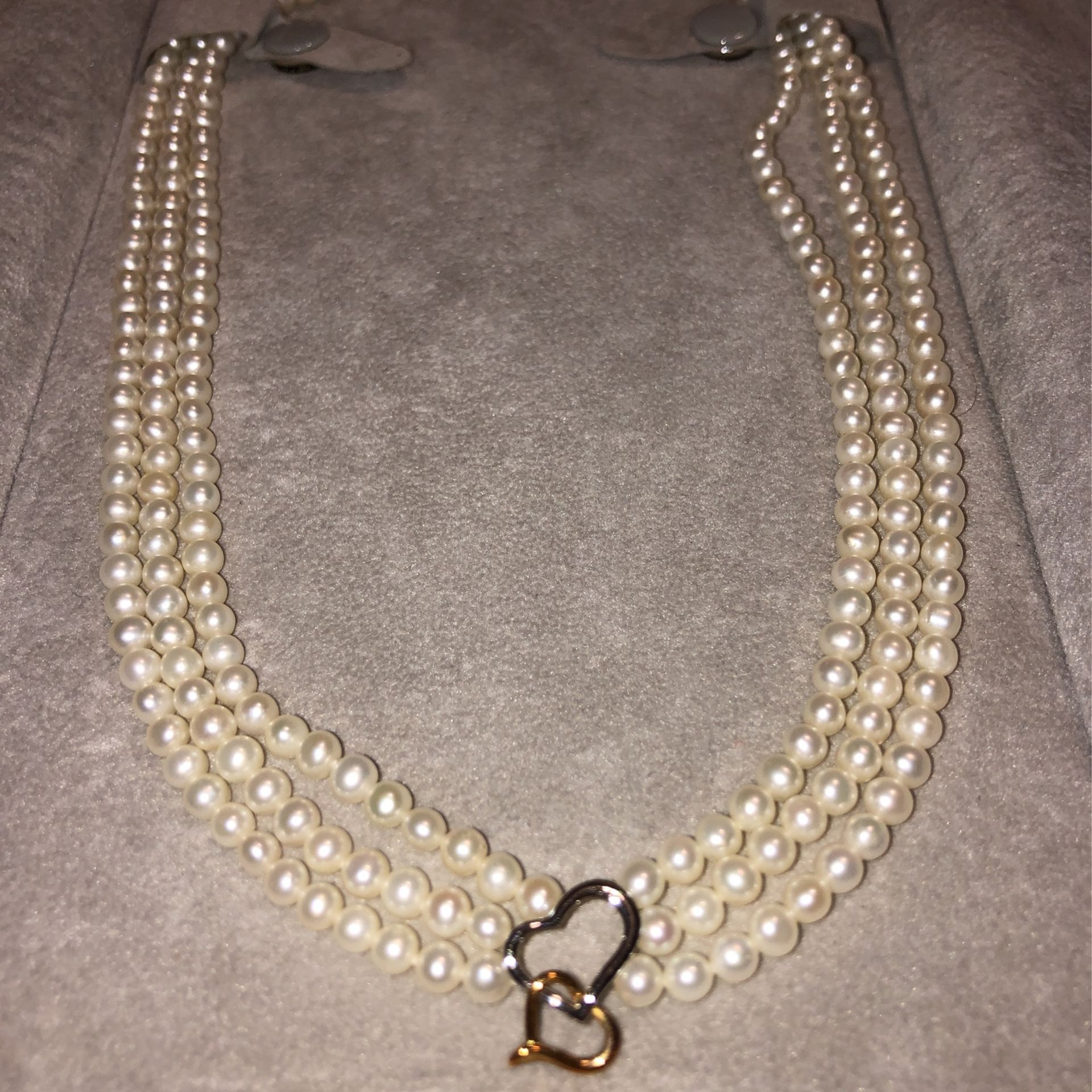 Authentic Pearls And White Gold Necklace