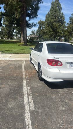 Nice Toyota Corolla 2006 título limpio