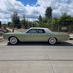 1969 Lincoln continental