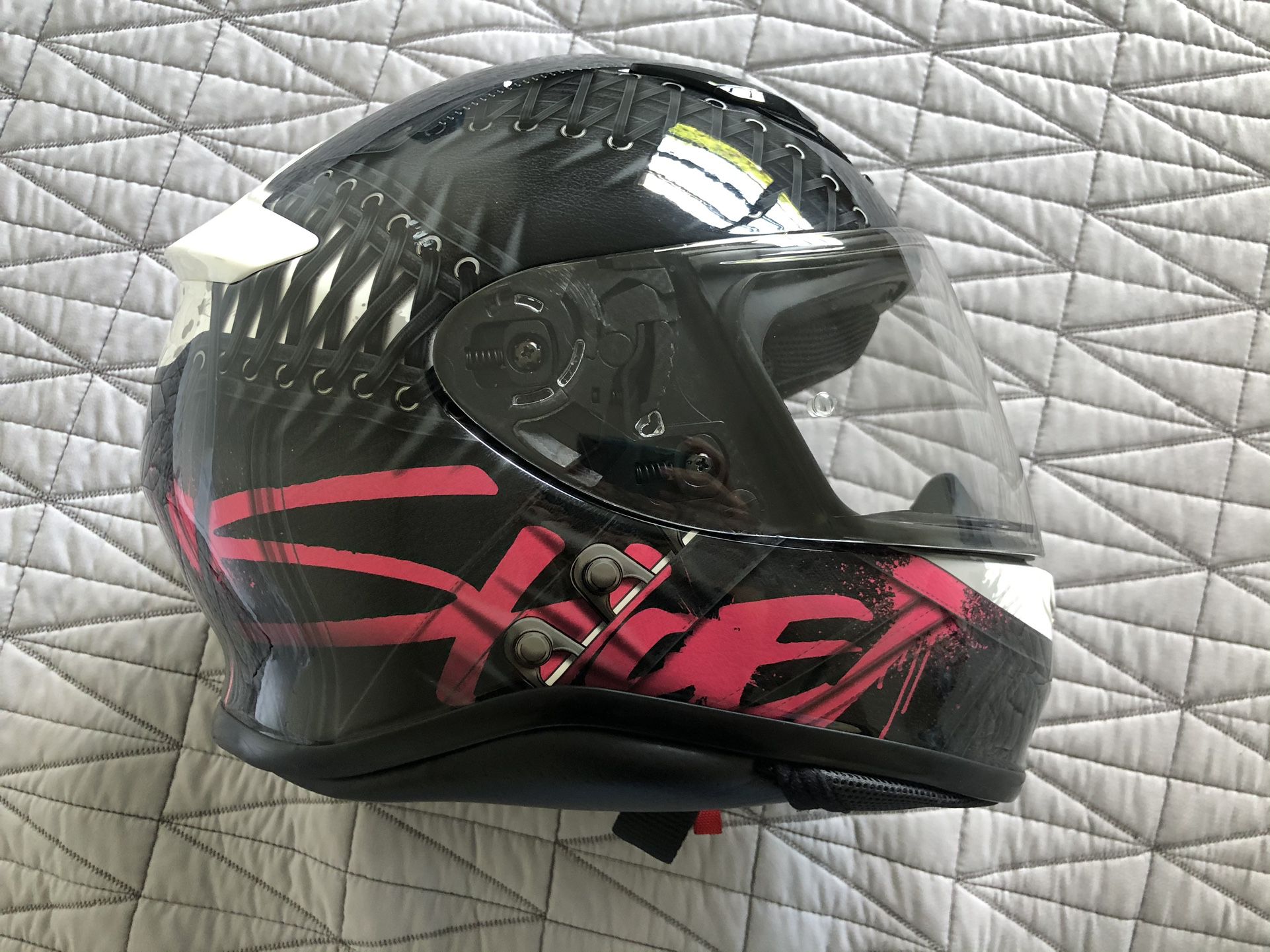 Shoei RF 1200 Seduction Motorcycle Helmet
