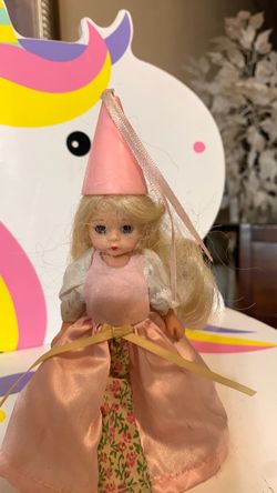 Madame Alexander Rupunzel doll 6”