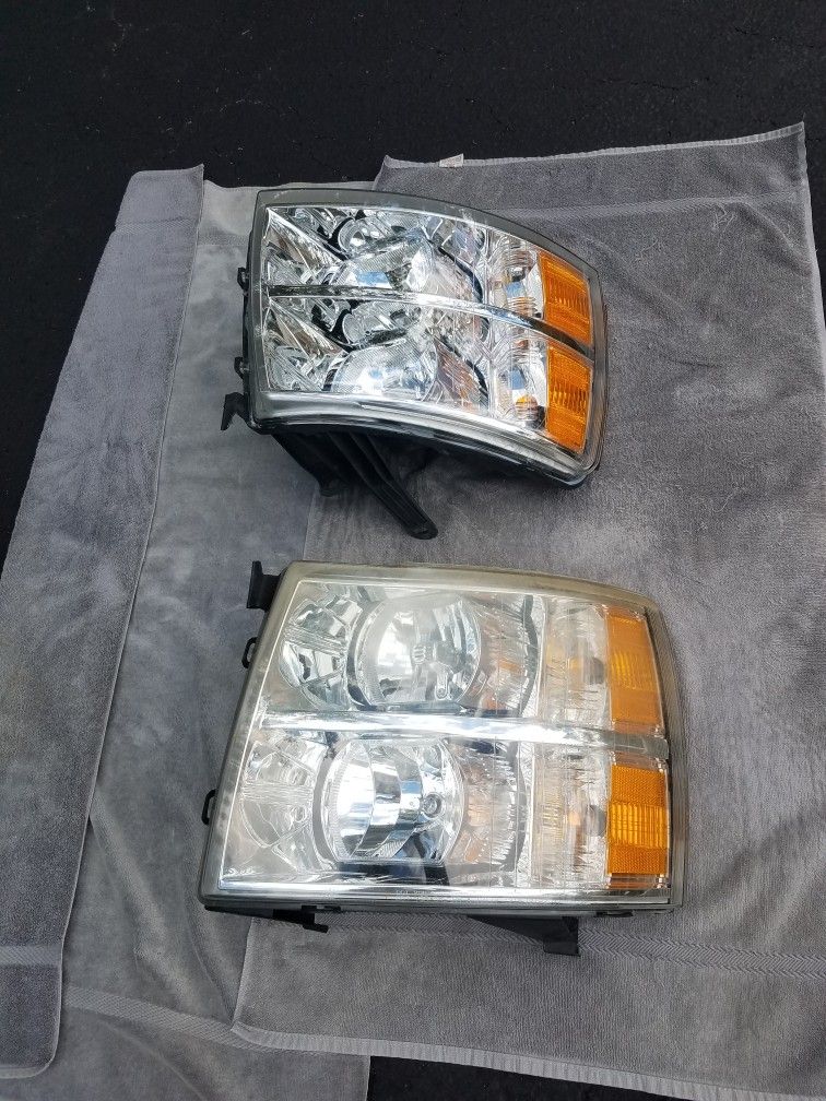 Genuine GM 07'- 13 Silverado Headlights