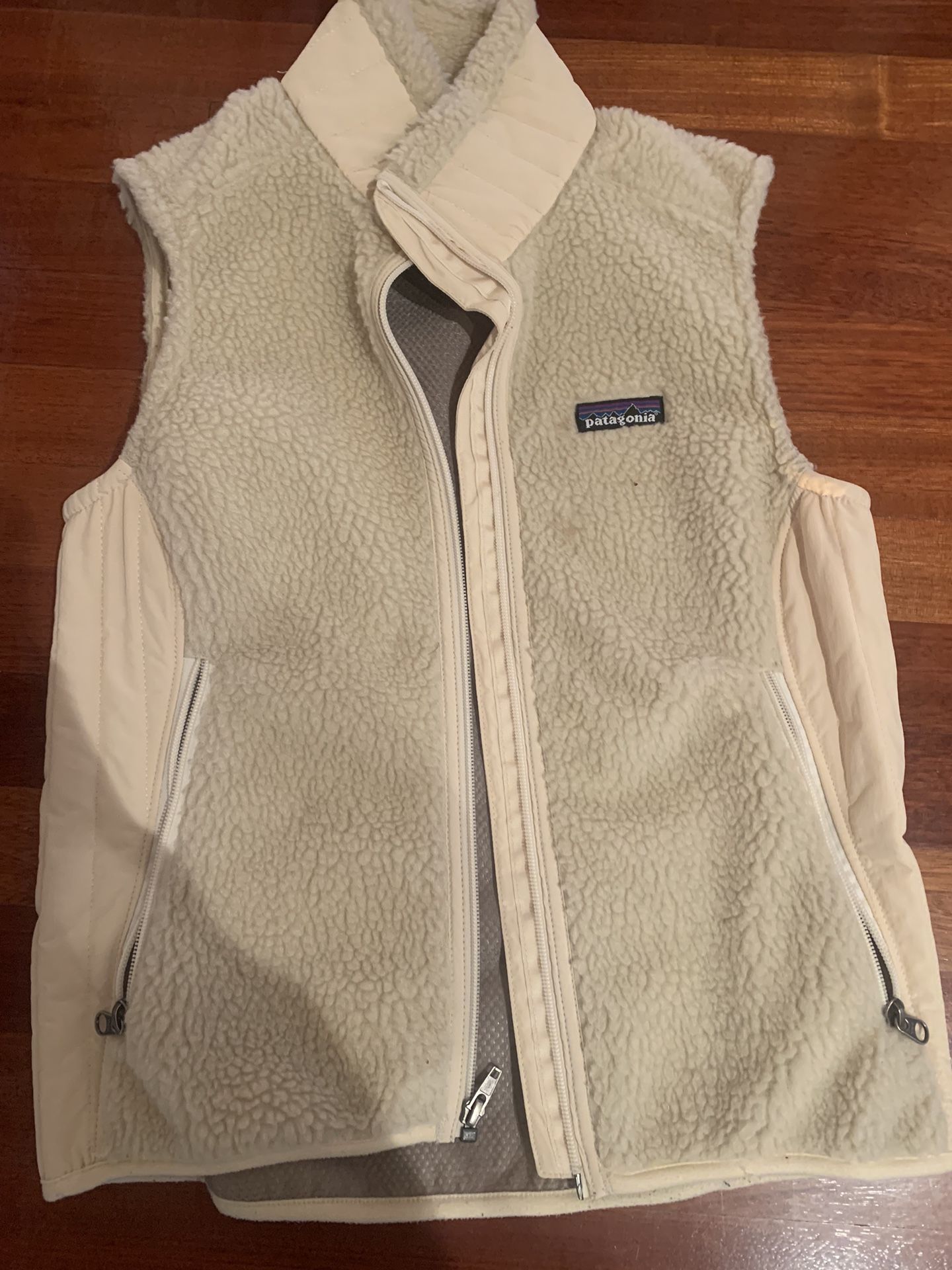 Women’s Patagonia Fleece Vest (small)