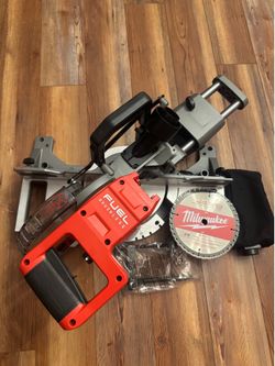 Chop saw Milwaukee 7 1/4