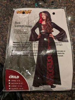 Child bat vampiress costume size 12&14 (L)
