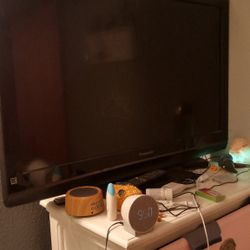 42" Panasonic Flat Screen Tv.  (Trade / Barter)?